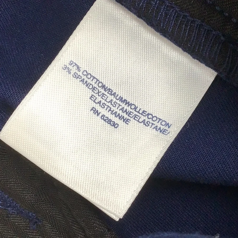 Lands’ End Navy Blue Cotton Chino Shorts Size 14 EUC